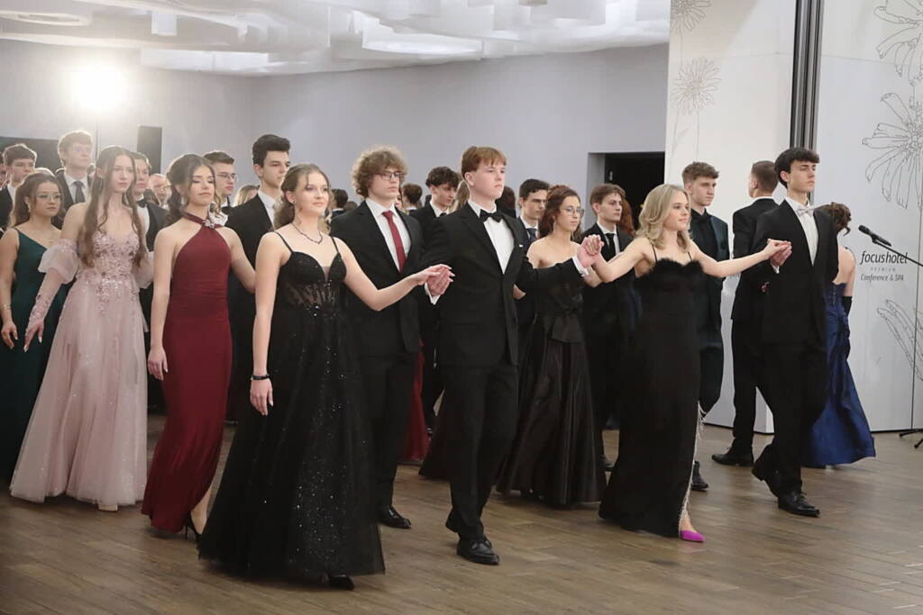 EAttachments9308006f9c4fe563ec75f45c5805432ac02fd87 xl