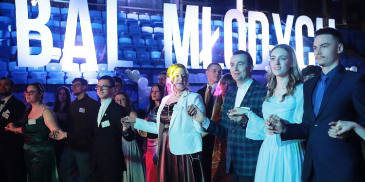 XXX Bal Młodych „Perły Królestwa” 1 EAttachments930851182196899b3174ad2a3b83499d6d0d764 xl