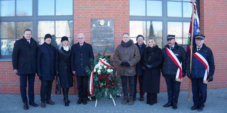 EAttachments930903798e11a1dc45906420bd25ccb11e6951d xl