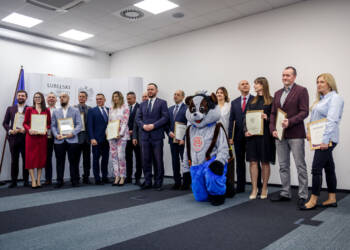 EAttachments9326289085e63f208579c9a88d9f0b20b32137e xl 1