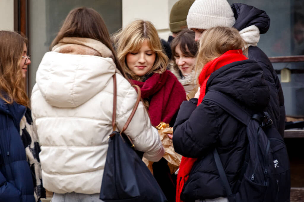 EAttachments933075428d3ab30e6a4d39e2f72102ef7af75a8 xl