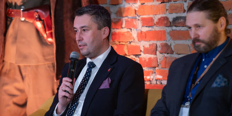 EAttachments933325552f97ff28757e5865be84562d5d0c8d3 xl