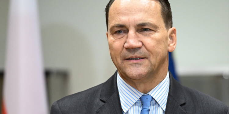 Szef MSZ w Lublinie: Weto wobec SAFE byłoby kompromitacją 1 EAttachments9352415c67f05108f238b2681cc870f3f817e92 xl