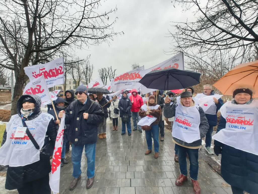 EAttachments9353885023cdee4a6f8ed51df4c0c2c4a903d5e xl