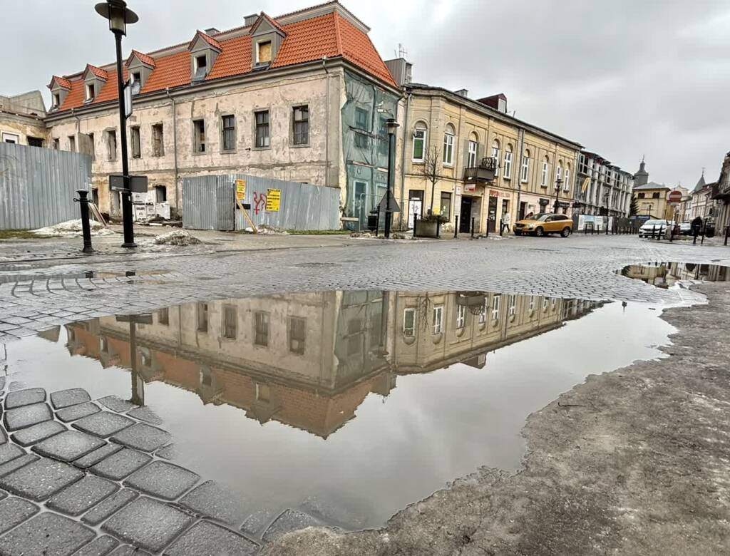 Najpierw zalania i podtopienia, teraz oblodzenie dróg i chodników 2 EAttachments9354081ea776573f08f5df2b933ad5d271c525d xl
