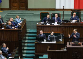 Spór o Krajową Radę Sądownictwa. Jest uchwała Sejmu 2 EAttachments93601723b5e45300d0c0e3e3a5da5f956e39c2e xl