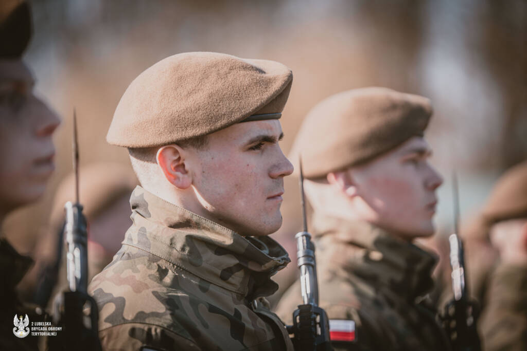 EAttachments9362293b3964fb519dec162b11a35ff7bc8100a