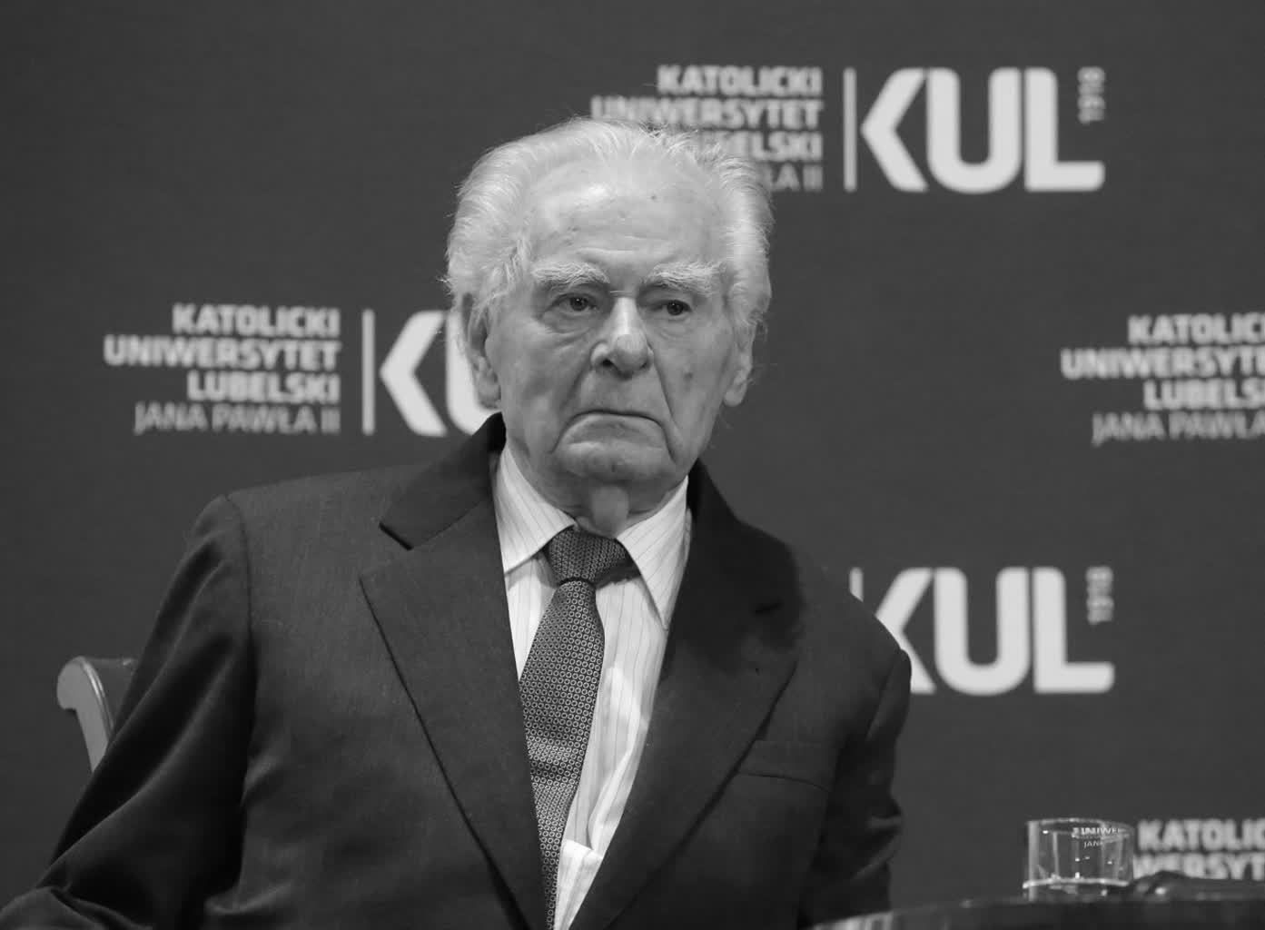 Był pisarzem sięgającym prawdy o człowieku! Zmarł Wiesław Myśliwski 2 pm_MYSLIW006.jpg