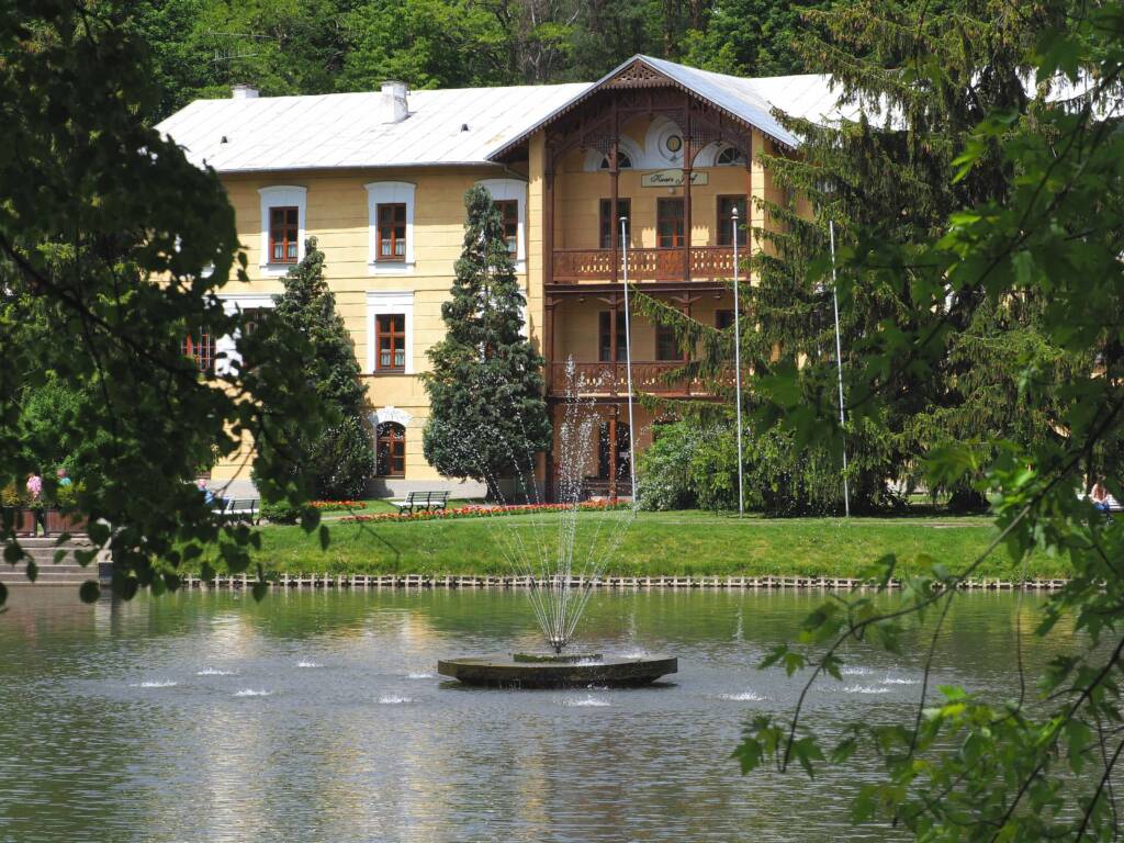 EAttachments4081704bf00e94a8efe97d6085308ec62b8147b