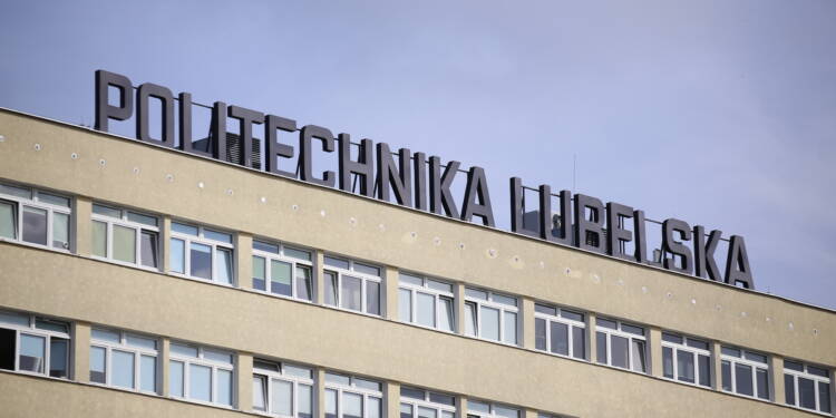 EAttachments80532969c97bbe044f5dffdbff4622e925258d1