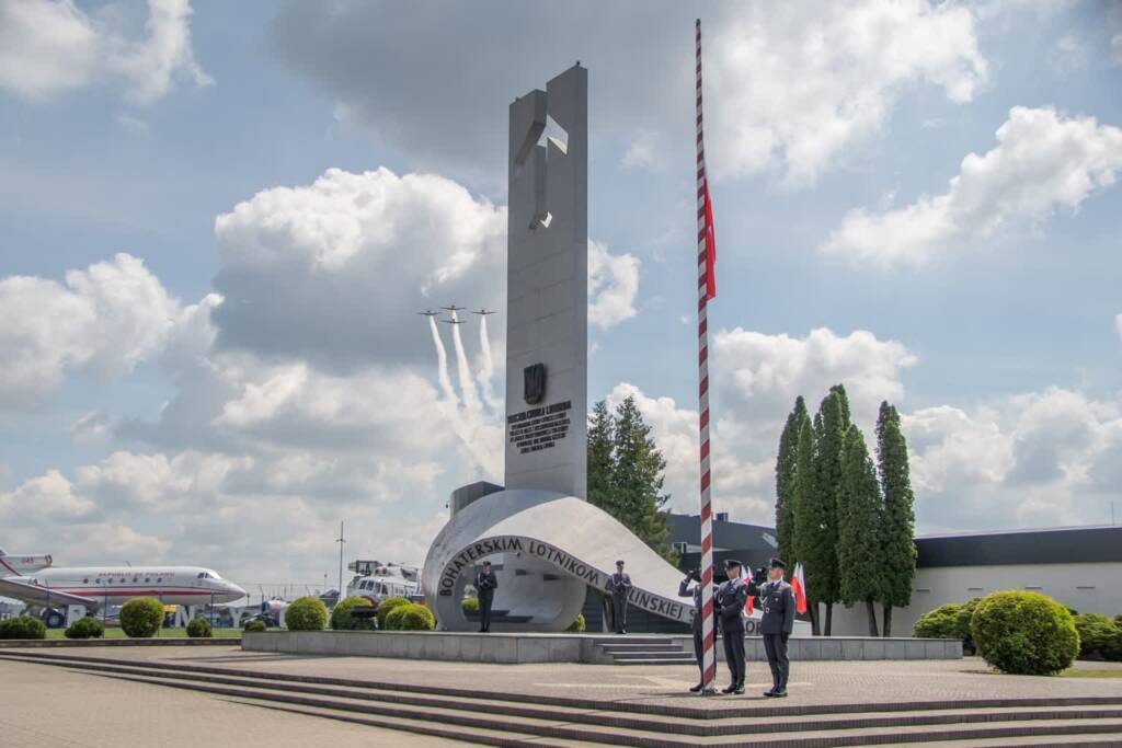 Autonomiczna „Strzyga” ma chronić niebo. Nowy projekt Szkoły Orląt 1 EAttachments84603321862f7b4854b86aa7d818b197ec6652c