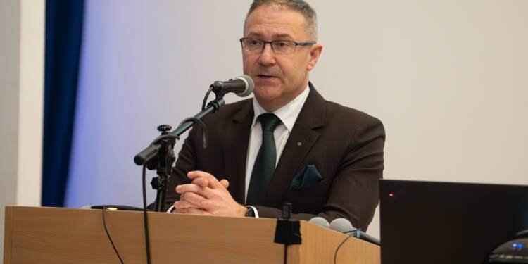 EAttachments8589293cc1a71a9163c0ea5b33eaed717d2f72e