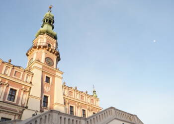 Jeden prezydent dostanie podwyżkę, drugi Honorowe Obywatelstwo? 3 EAttachments9361226f4ad0b570a5d8501e4e9cd8214dbbd5e xl