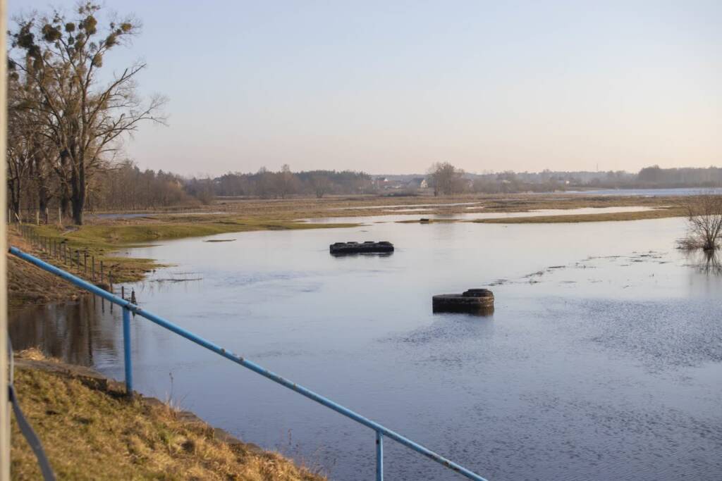 Wysokie stany wód na Lubelszczyźnie. Huczwa osiągnęła stan ostrzegawczy 1 EAttachments93632091609e3c007d1f034f5779ef4dd2b795a xl