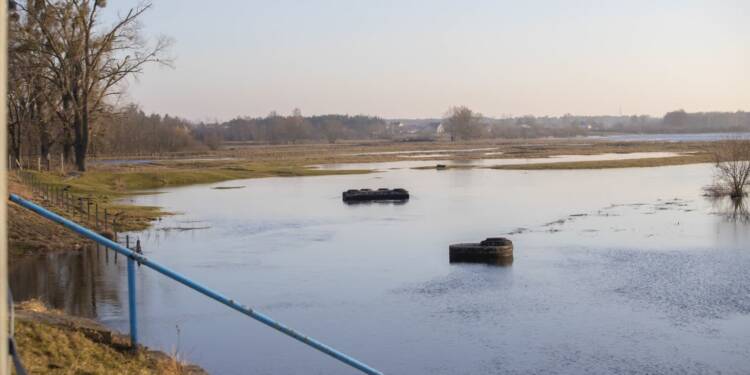Wysokie stany wód na Lubelszczyźnie. Huczwa osiągnęła stan ostrzegawczy 1 EAttachments93632091609e3c007d1f034f5779ef4dd2b795a xl