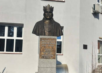 EAttachments9363752d0729eee59845cf54ac279dc96389fa1 xl