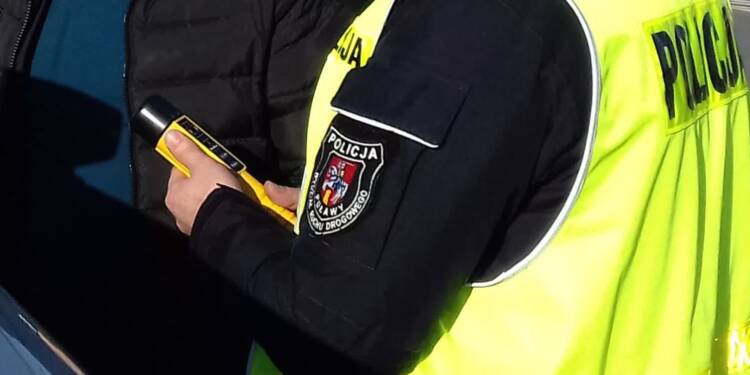 Jazda z promilami nie popłaca. Świadkowie wzięli sprawy w swoje ręce 1 EAttachments93649969cb94dc1d8387b94a886ce05fd64006f xl