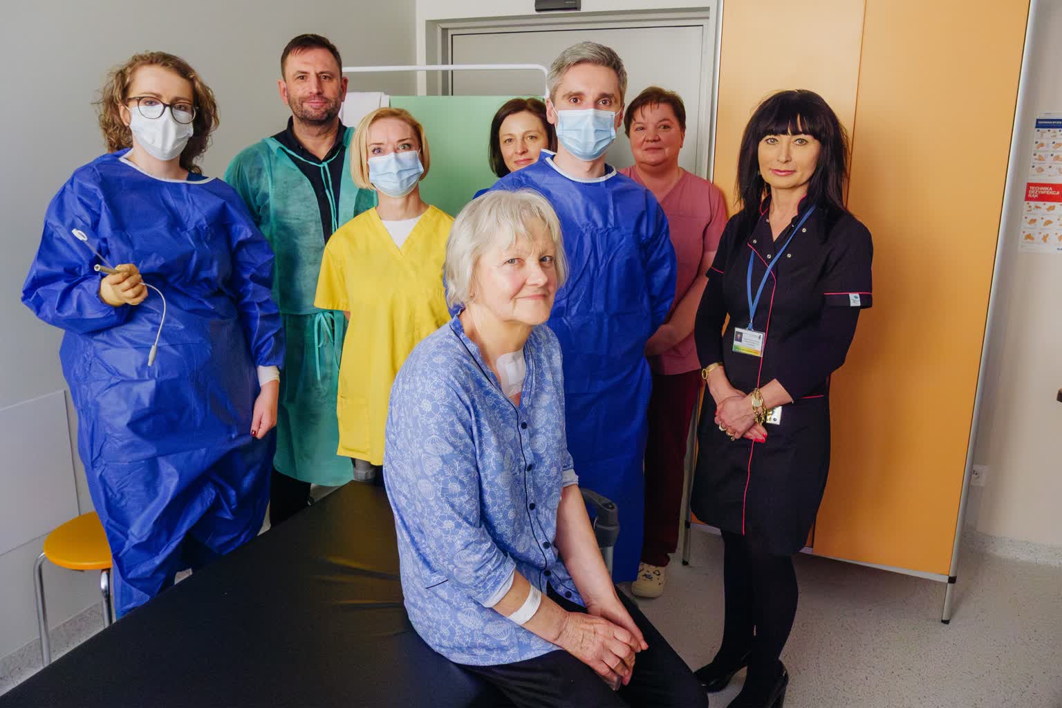 Bez blizn i powikłań. W COZL-u laserowo leczą nowotwory tarczycy 3 5.jpg