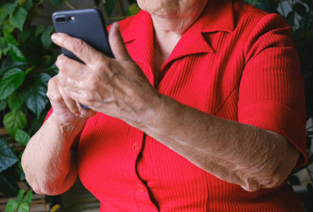 Córka miała spowodować wypadek. Seniorka przekazała oszczędności 1 EAttachments9367619dfa31e9c3f50dcb5d6a2b933eefa6238 xl