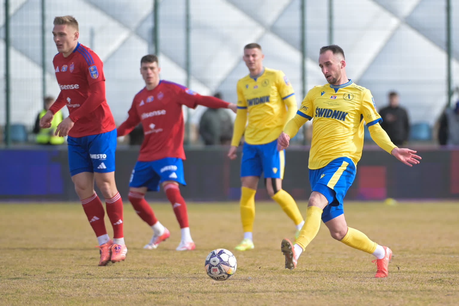 Trener Avii po przegranej z Rakowem: Możemy chodzić z podniesioną głową 2 LW1_6714.jpg