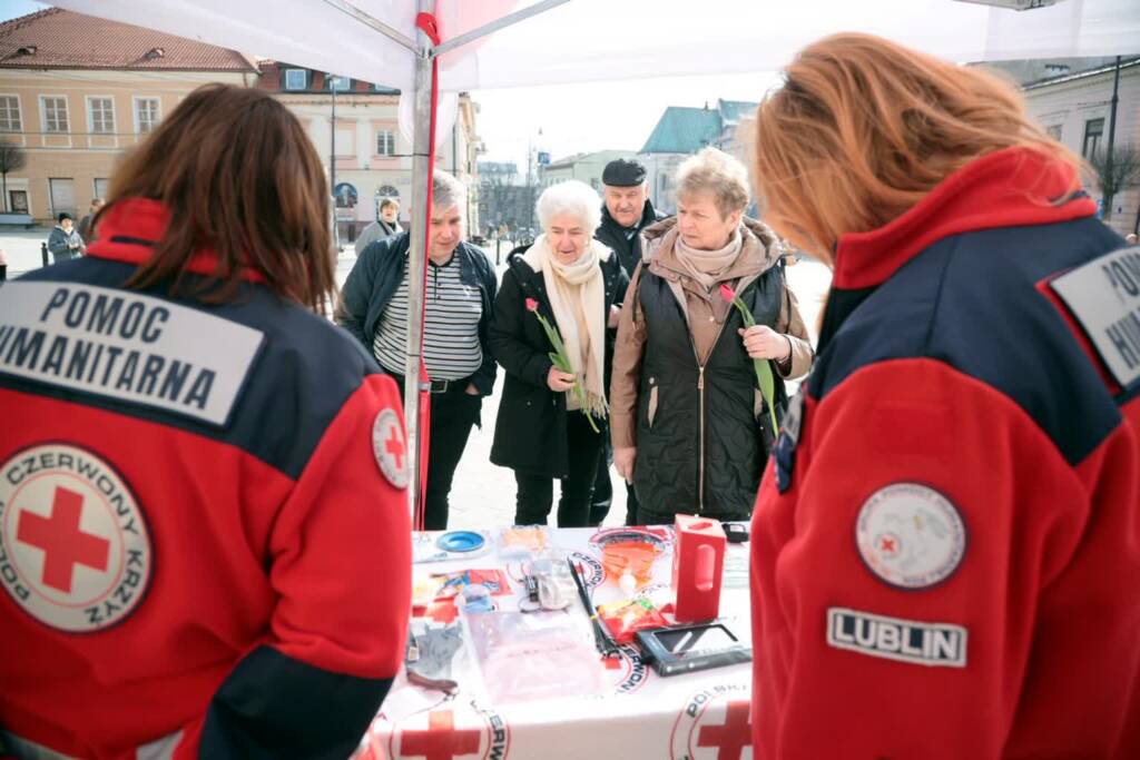 Dzień Kobiet z PCK na Placu Łokietka w Lublinie 1 EAttachments9378143edb59dd783825abf8f4bd55670587985 xl