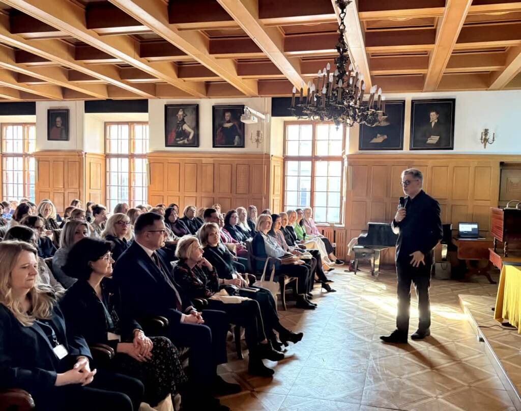 EAttachments93800854efe48060c2eca35b092cc6497dd3e08 xl