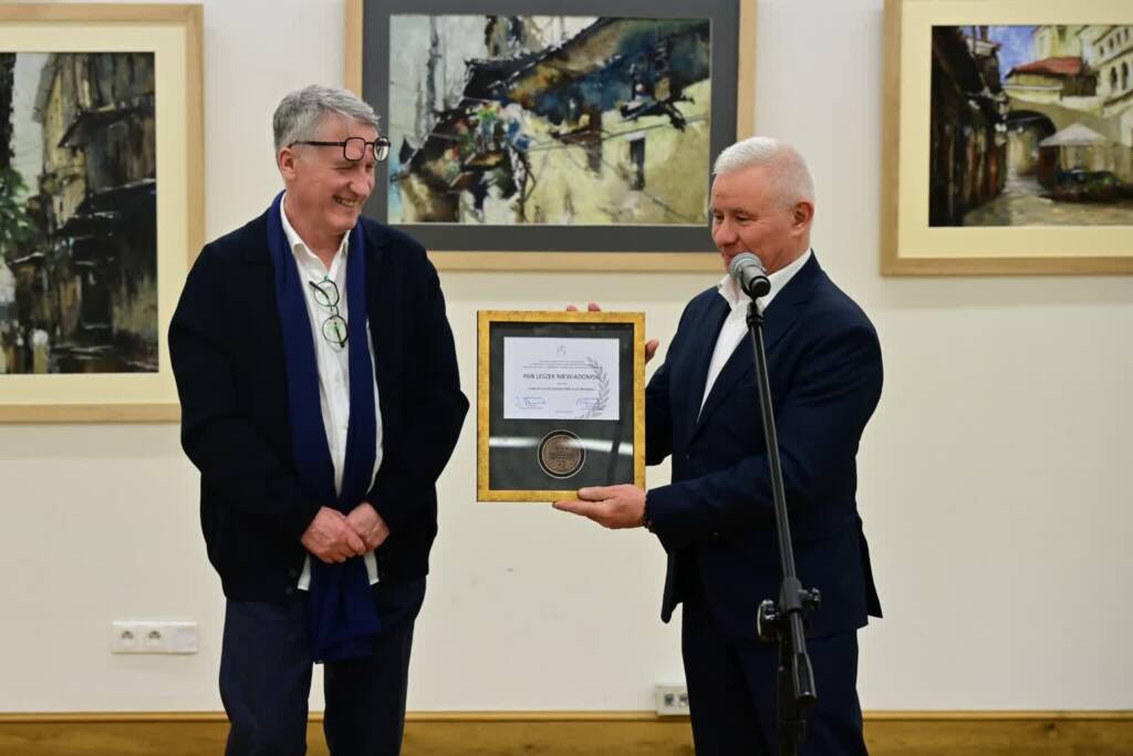 EAttachments9382063bf521f83e2830ae3772b5b4209b7f27c xl