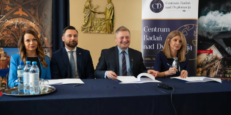 EAttachments939442202e2c99fe5044faf432fc624d230dc12 xl