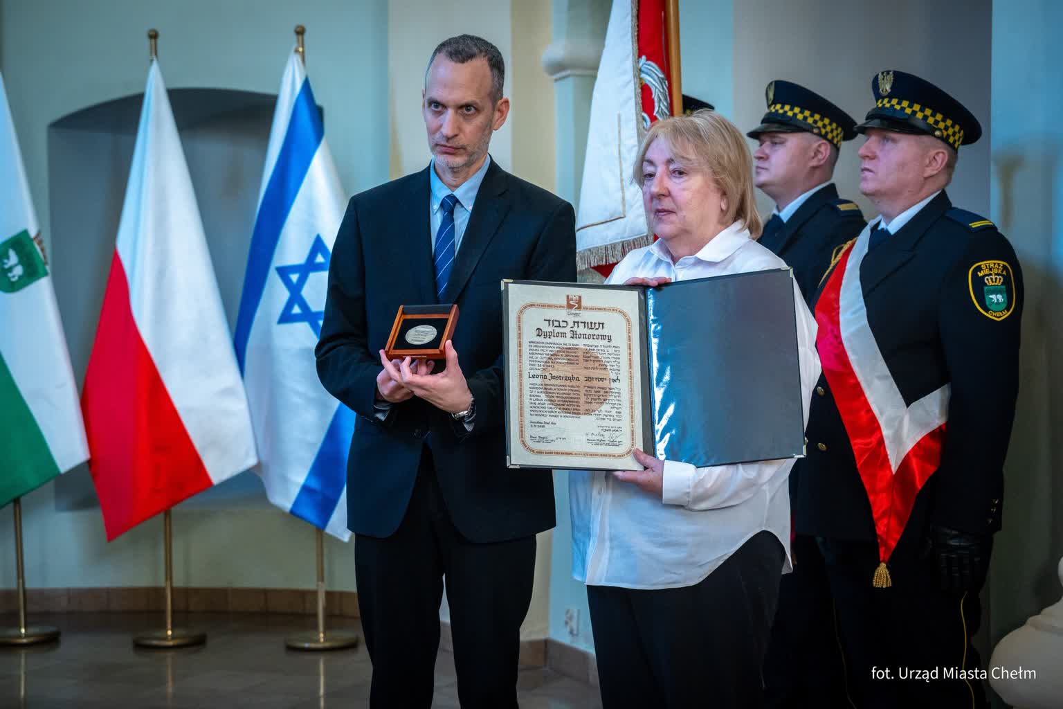 Uratował rodzinę Singerów. Leon Jastrząb z Chełma Sprawiedliwym wśród Narodów Świata 5 653923649_1313151037509378_1317973820706792541_n.jpg