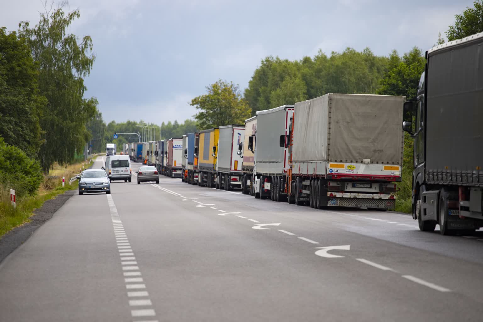 Naczepy problemem politycznym. Ile zapłacą przewoźnicy? 4 img_5040-2024-04-30-111645-2024-06-17-095955.jpg