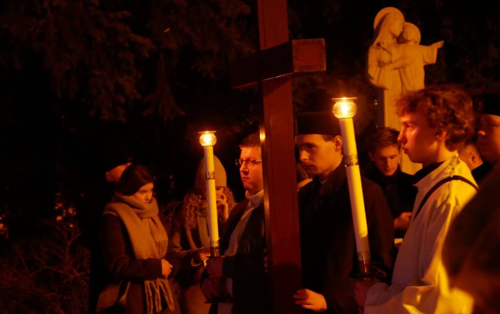 Akademicka Droga Krzyżowa w Lublinie 1 EAttachments940436556d303c004f375af5ec1ade91f809d99 xl