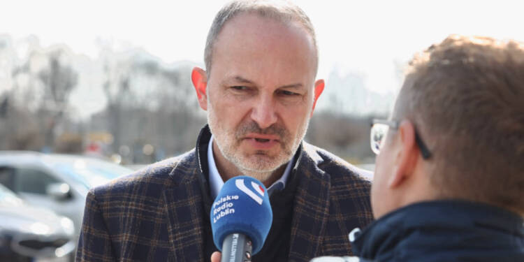 "Należy być elastycznym". Krzysztof Hetman o możliwej obniżce cen paliw na stacjach 1 EAttachments9405461a7da0798b369120e583a2c55cc030853 xl