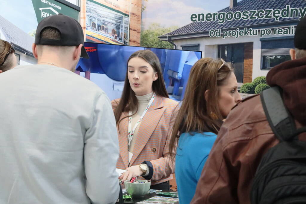 EAttachments9405918c41ae69b140d3ace3f2470707ea4d975 xl