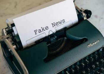 23.03 Czy na pewno? - Co to jest "fact-checking"? 2 EAttachments9407527fb8e82401a62571d67106bde10b03121 xl