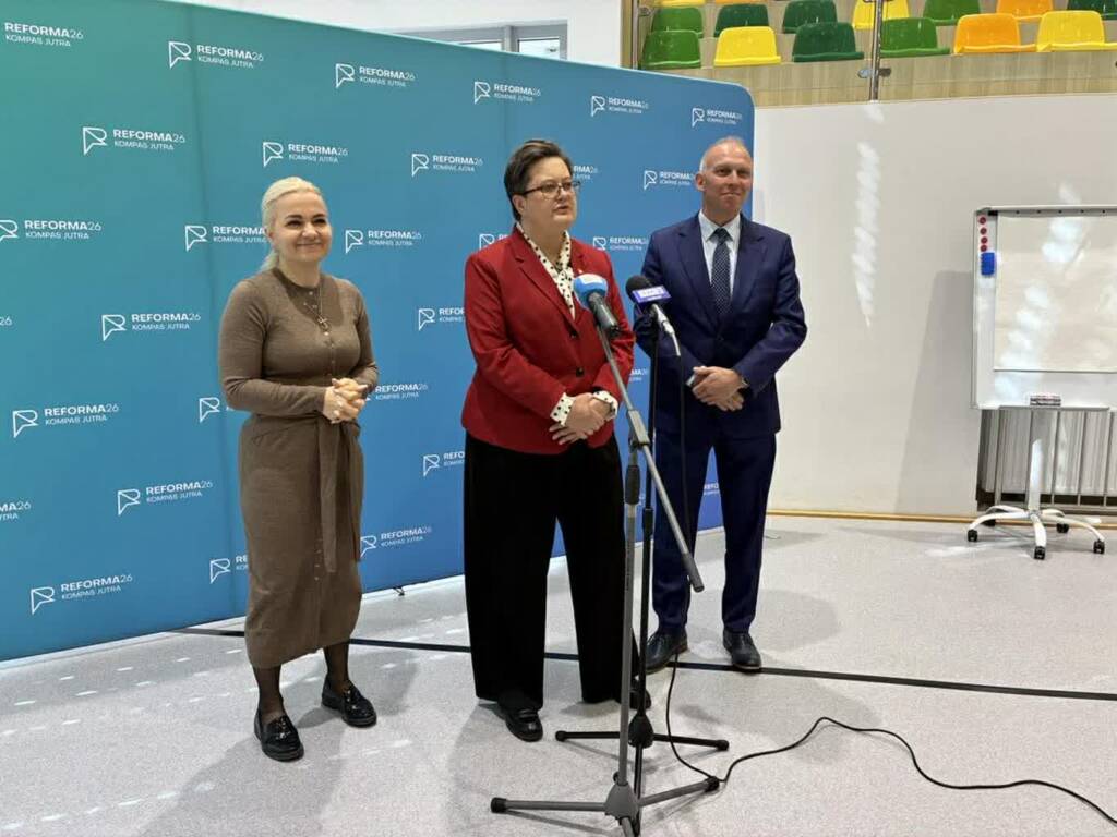 EAttachments940818615f3e40458e55f132594bb7b3c508999 xl