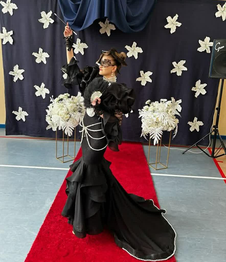 Fryzjerstwo może być sztuką. Paryskie salony w puławskim konkursie 2 653666396_26864467699818141_4384026582809789866_n.jpg