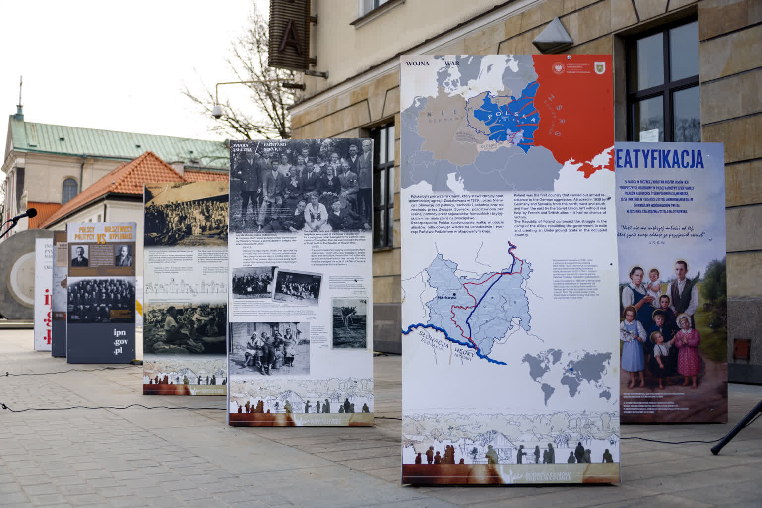 Wystawa-IPN-Michalew-2.jpg