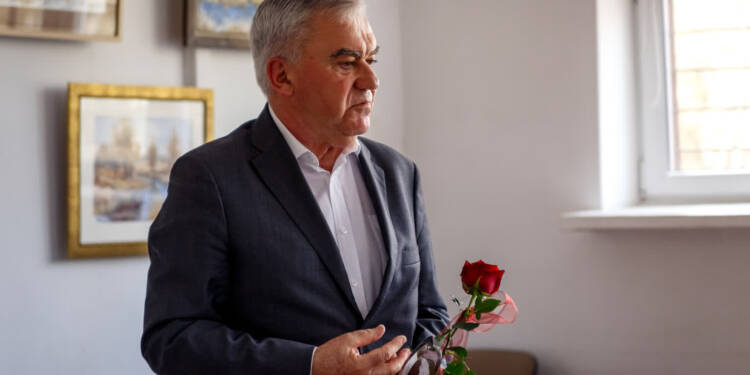 EAttachments9410937a2e4e1bbf6b2b65ede9a9b03d861a00f xl 1