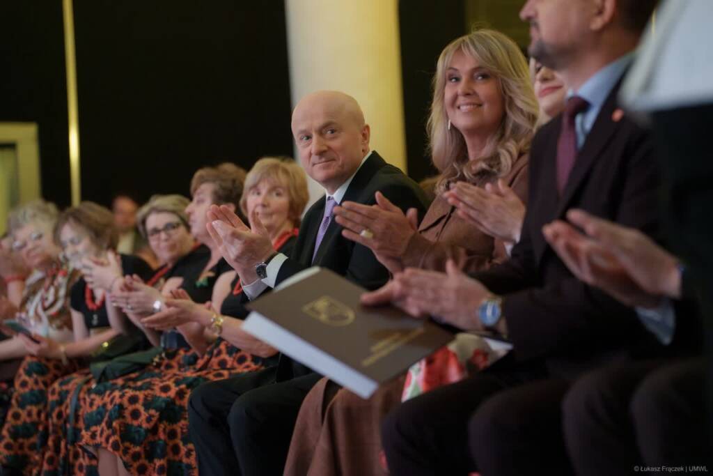 EAttachments9411605fe2cae731069a37ce85dc5d5ff0032af xl