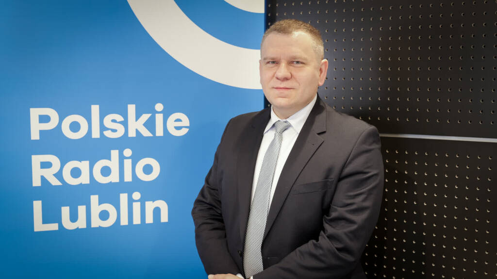 EAttachments941240010cbf6a0664bf37be79701e6c6205a15 xl