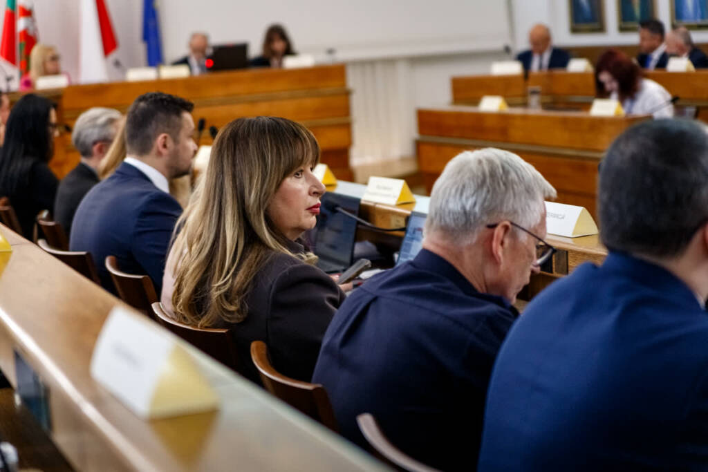 Lublin: większość radnych za sprzedażą biurowca w centrum miasta 3 EAttachments9414881f07d3769f55216ea8e1baadfd6491ff8 xl