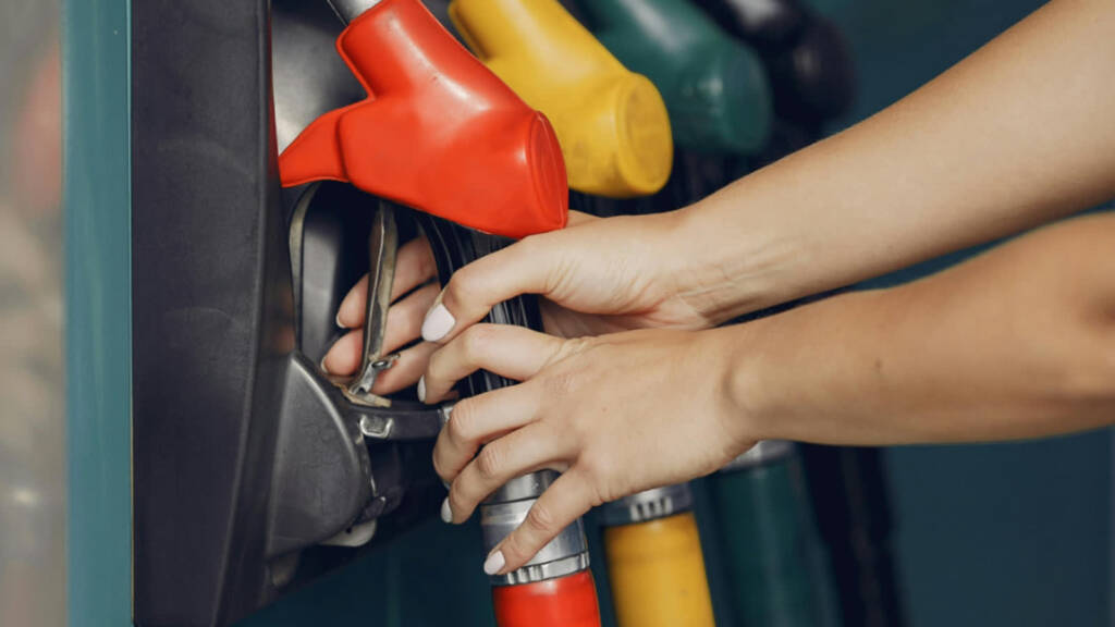 Maksymalne ceny paliw. Kiedy zapłacimy mniej na stacjach? 1 EAttachments941940325746742366c9fe527dc9f728a67fb24 xl