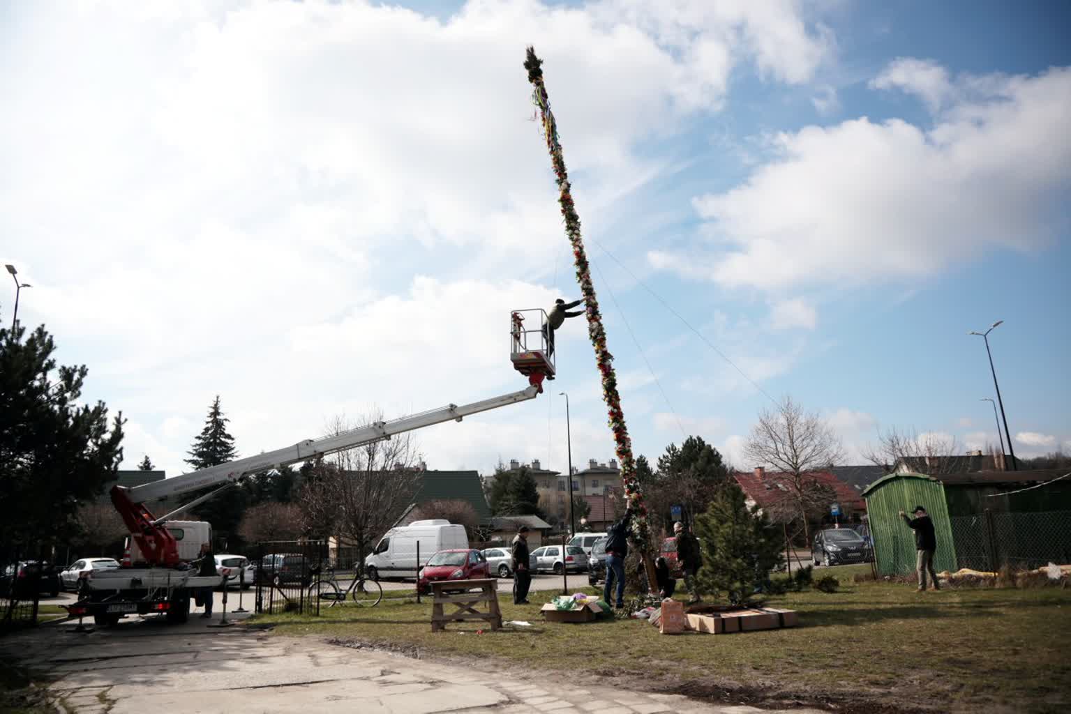 13 metrów tradycji. Wyjątkowa palma w Świdniku 2 pm_palma-010423-003-2023-04-01-141907.jpg