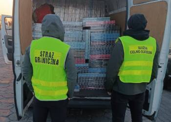 Papierosy za 1,5 miliona. Dwaj przemytnicy zatrzymani 2 EAttachments942156936fa826cae49716bbc449d4511ca6c18 xl