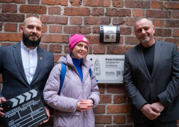 EAttachments9424130f62ed4ca603618bed791b43ff55db35e xl