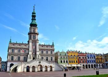 Kontrowersje wokół nowego logo Zamościa. Nowoczesność czy nietrafiony pomysł? 4 EAttachments94249688b17e08ad36ddd837a559a21ba40b472 xl