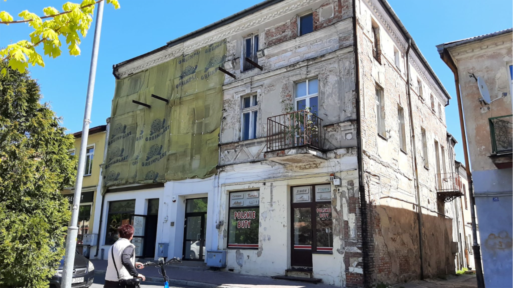 Mieszkał tu twórca Transformersów. Miasto z milionami na remont kamienicy