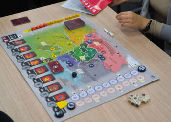 Pomagają zainteresować młodzież historią. Rozgrywki Ligi Planszówek w Lublinie 5 EAttachments75353980bded137a8a588f6a6c15d96ac5ed4d0