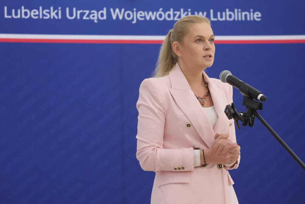 EAttachments76794958f4da67d58de02609591494f08d6e62d xl