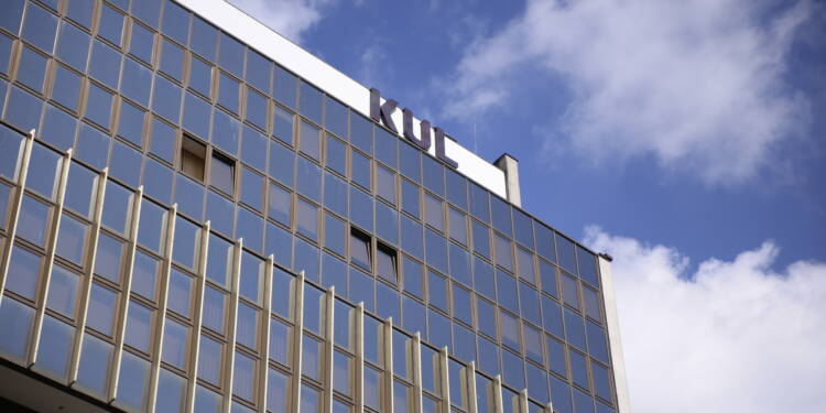 EAttachments8055147ec24cee886b1fe090e36fa8b4dc2479b